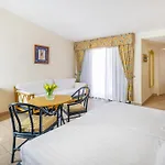 Voi Tanka Village 4*