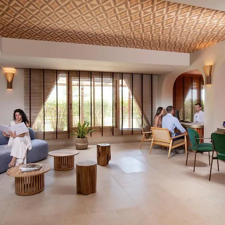 Voi Tanka Village Rezort 4*