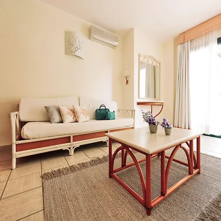 Voi Tanka Village 4*